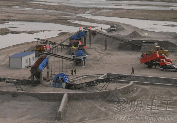 砂石生產(chǎn)線客戶現(xiàn)場